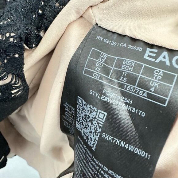 Guess Lace Paneled Bustier Crochet Peplum Sleeveless Top XS black - Picture 7 of 8